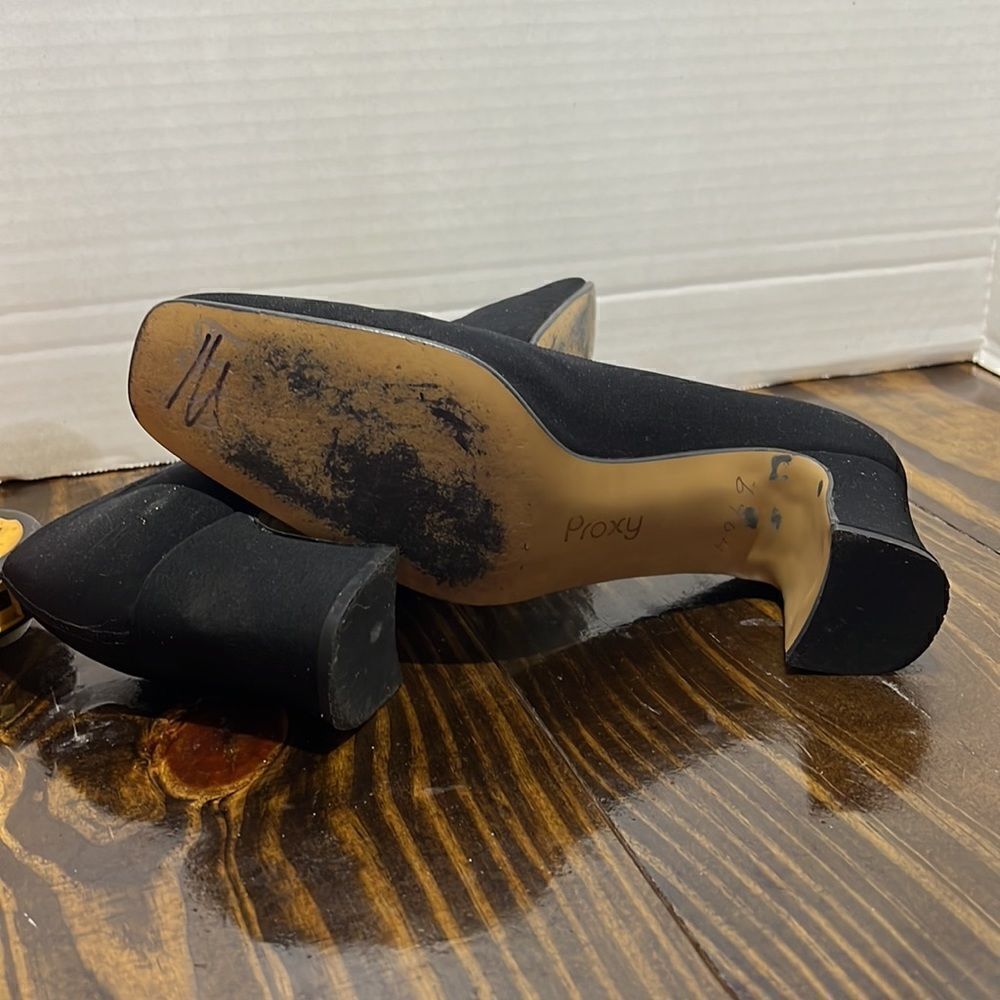 Proxy Heels  - Picture 7 of 7